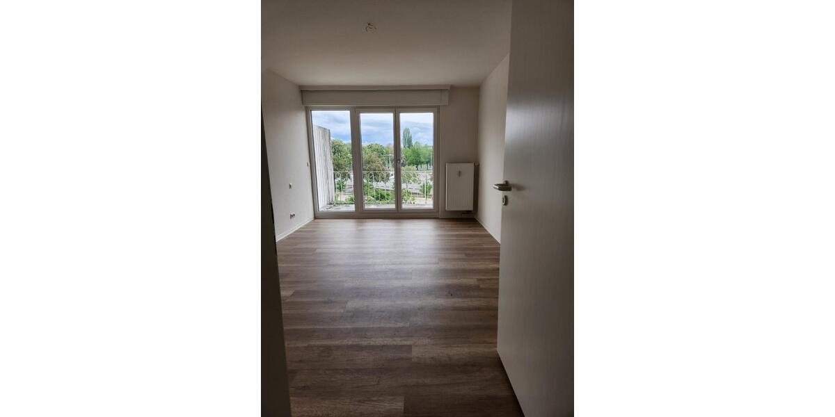 WG-Zimmer mit Balkon – 18 m² – 72800 Böblingen (Am See) 3 zimmer