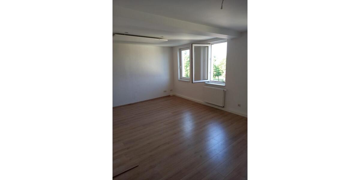 Dachgeschoßwohnung Colditz - 3 Zimmer, 105 m&sup2;, 700&euro; | Angebot:26445173