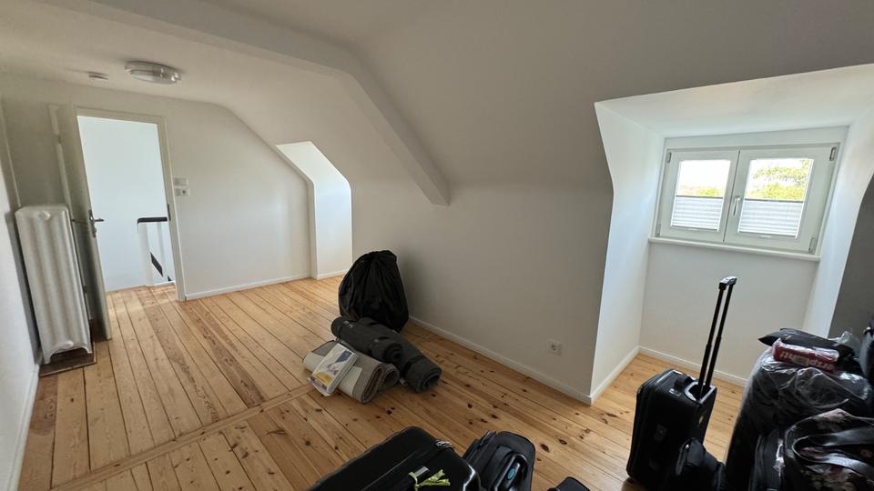 Wohnen auf Zeit Weimar Ehringsdorf - 4.5 Zimmer, 130 m&sup2;, 75&euro; | Angebot:25323523