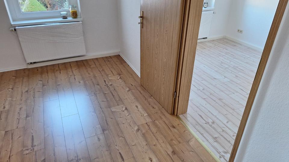 2-Raum Wohnung, provisionsfrei, 1.OG, renoviert 2 zimmer