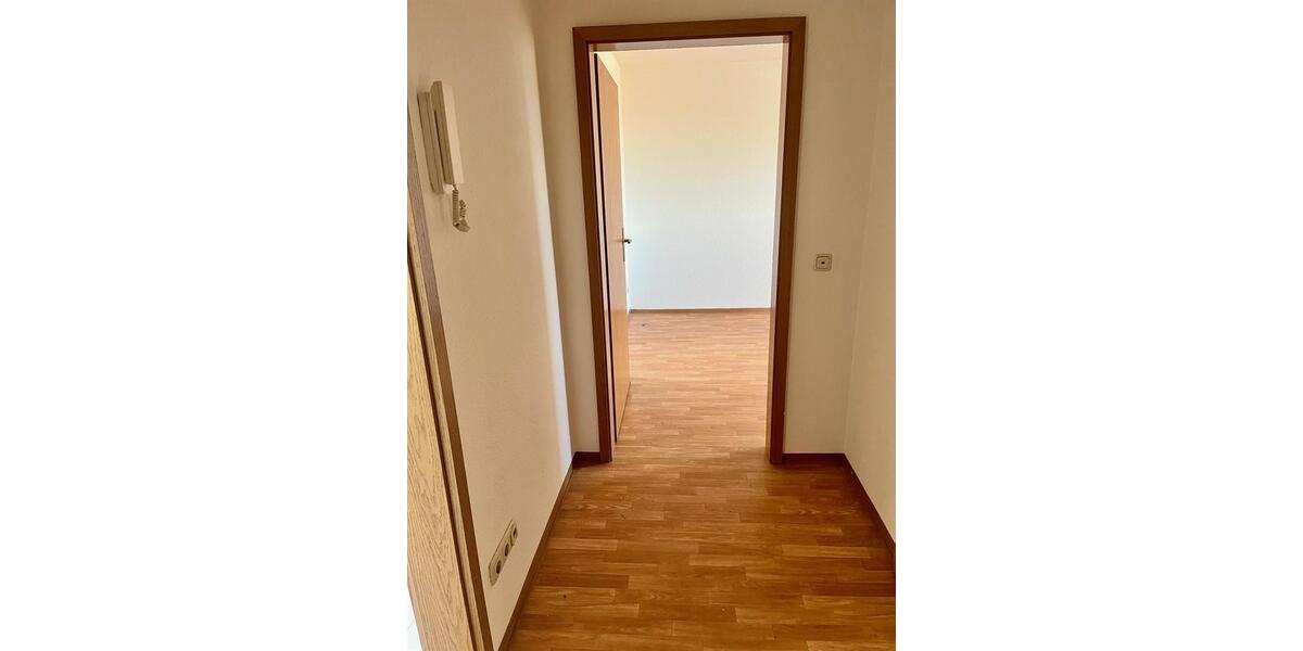 frei ab 01.01.2026 - Helle 1-Raum-Dachgeschosswohnung – ideal für junge Leute 1 zimmer