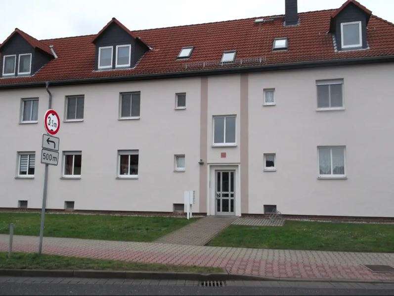 Etagenwohnung Böhlen - 4 Zimmer, 65 m&sup2;, 520&euro; | Angebot:25920772