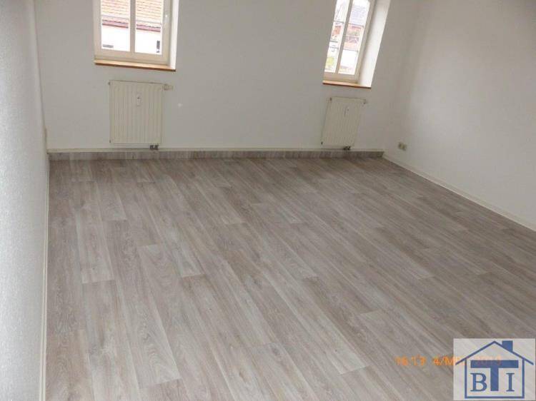 Etagenwohnung Großschönau - 2 Zimmer, 54 m&sup2;, 300&euro; | Angebot:26205340
