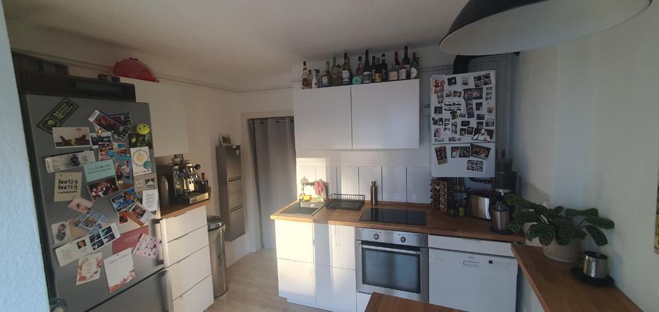 Schöne 3-Zimmer-Wohnung mit 2 Balkonen in zentraler Lage