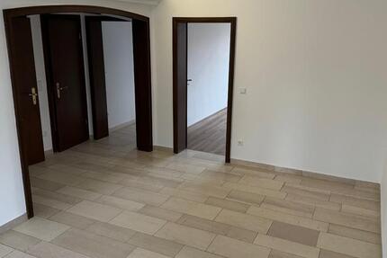 Wohnung Sassenberg - 4 Zimmer, 113 m&sup2;, 1.100&euro; | Angebot:26060205