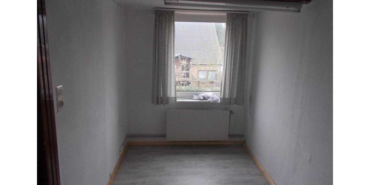 Dachgeschoßwohnung Wohlde - 2.5 Zimmer, 64 m&sup2;, 640&euro; | Angebot:26214960