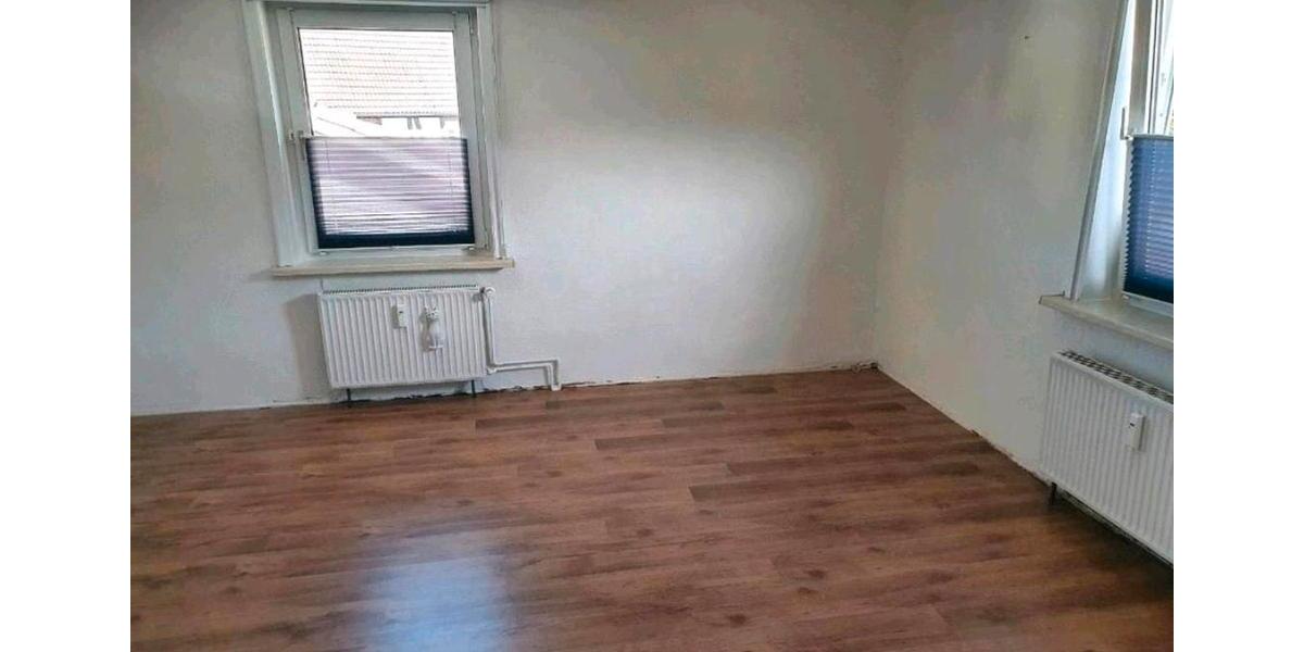 Etagenwohnung Knüllwald - 3 Zimmer, 90 m&sup2;, 655&euro; | Angebot:26634075