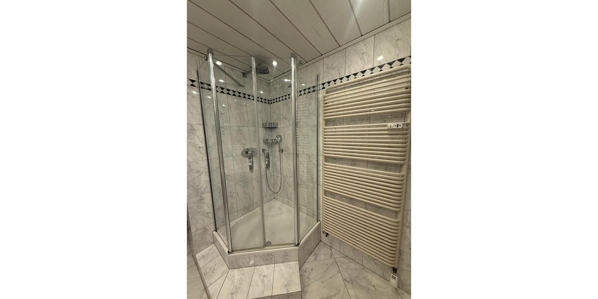 Großzügige 4 12 ZKB-Maisonette-Wohnung (ohne Balkon), Schwetzinger Strasse 4 zimmer