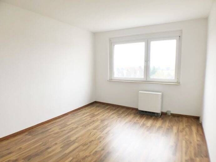 Etagenwohnung Eilenburg Eilenburg-Berg - 2 Zimmer, 49 m&sup2;, 270&euro; | Angebot:26320699