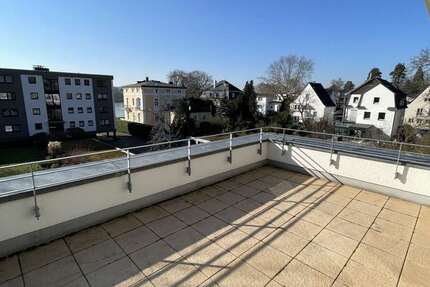 Haus zum Mieten in Königswinter 2.000 € 160 m² 5 zimmer