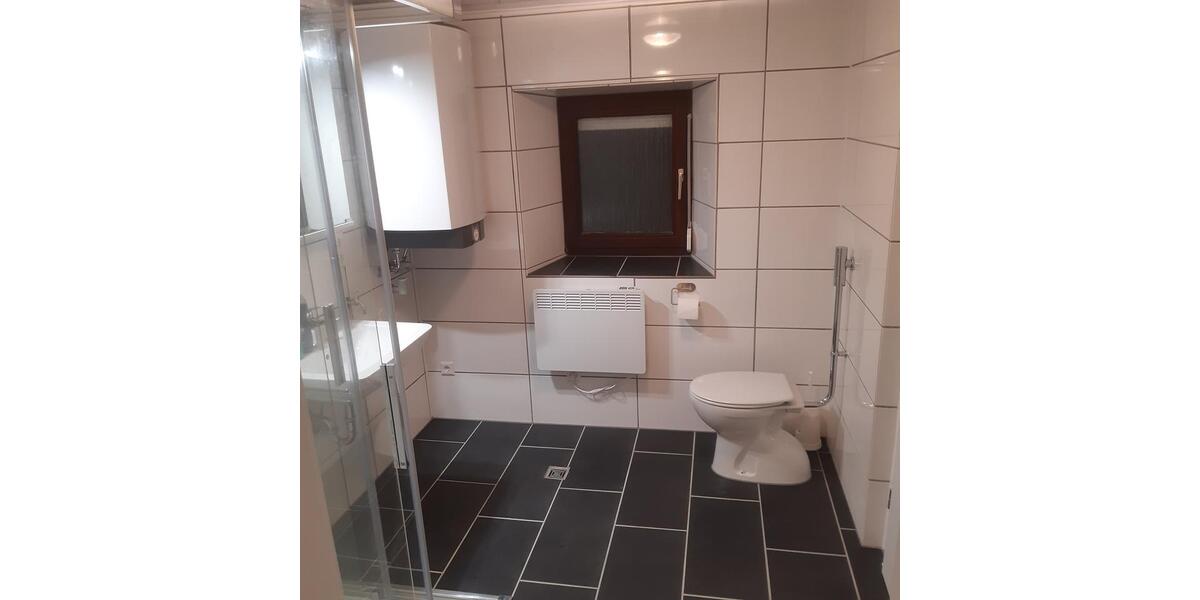 Einfamilienhaus Lauterhofen - 4 Zimmer, 70 m&sup2;, 900&euro; | Angebot:26102323