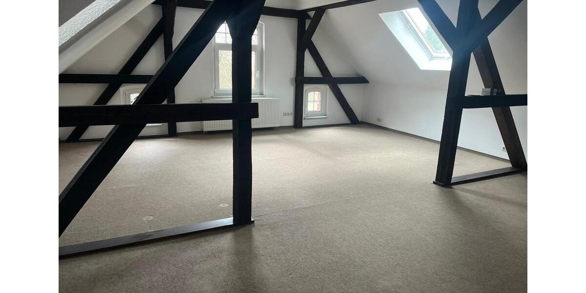 Dachgeschoßwohnung Tangerhütte - 2 Zimmer, 71 m&sup2;, 390&euro; | Angebot:26236715