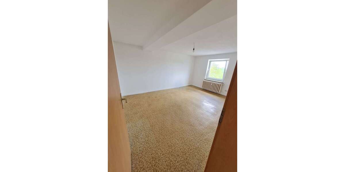 Etagenwohnung Seelow - 3 Zimmer, 50 m&sup2;, 372&euro; | Angebot:26582823