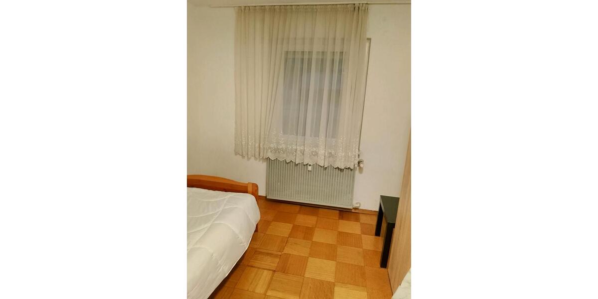 Etagenwohnung Oberkochen - 1 Zimmer, 12 m&sup2;, 450&euro; | Angebot:25181079