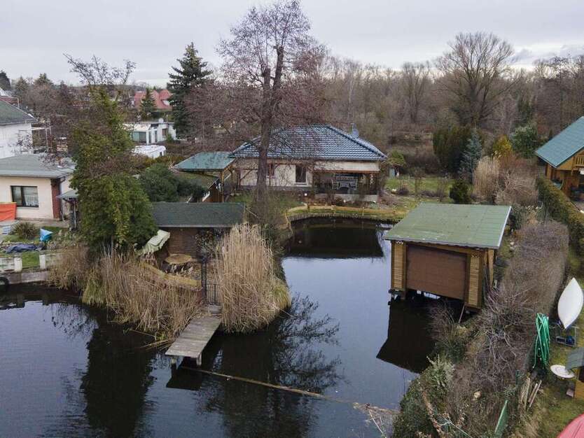 Wohntraum am Wasser! EFH mit eigenem Bootsanlegesteg direkt an der Havel!