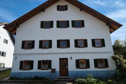 Haus Pähl - 8 Zimmer, 200 m&sup2;, 2.190&euro; | Angebot:26383332
