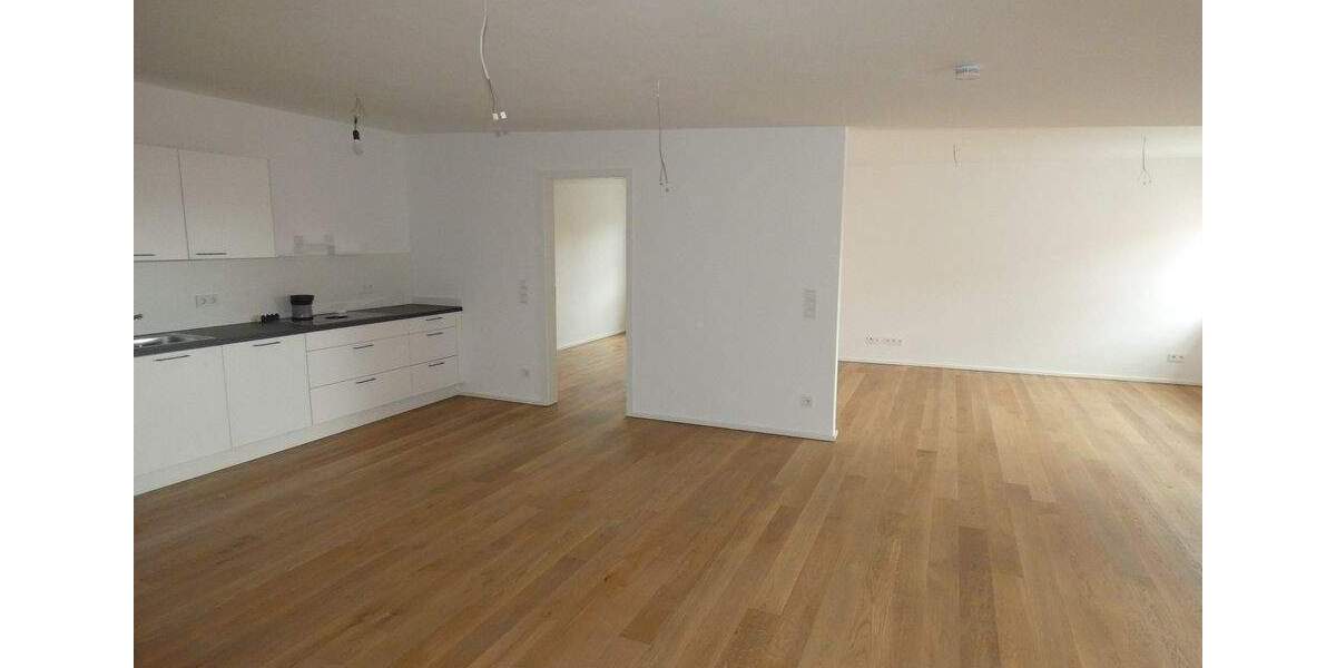 Etagenwohnung Dinkelsbühl - 2 Zimmer, 90 m&sup2;, 855&euro; | Angebot:23965119
