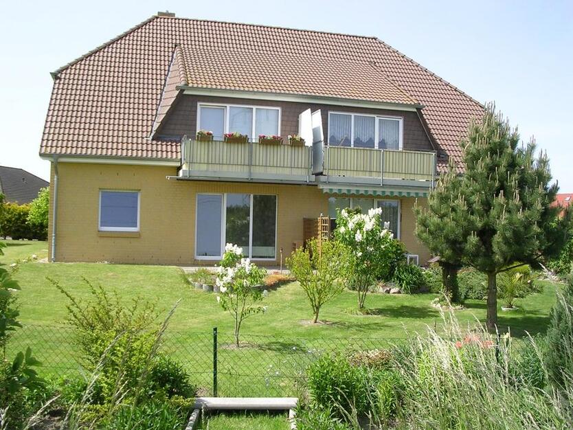 Negast - Schöne 3-Raum-Whg. mit Balkon und Blick ins Grüne