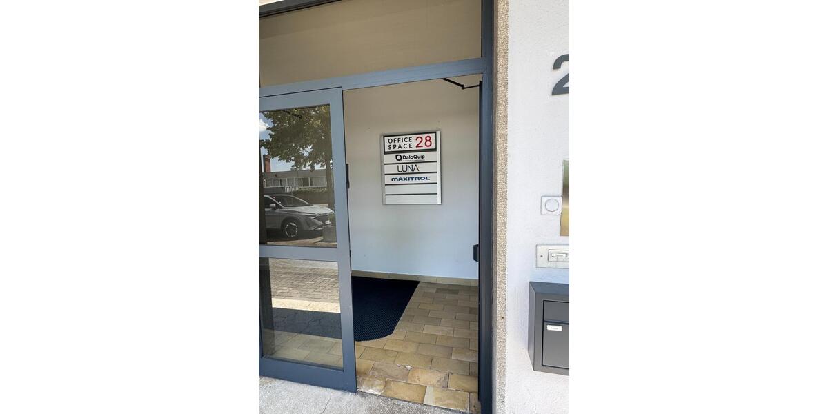 20 m² Büro voll möbliert inkl. aller NK u. Glasfaseranschluss zimmer