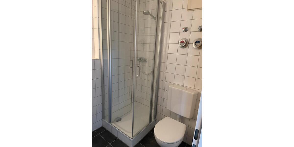 Dachgeschoßwohnung Nürtingen - 1 Zimmer, 41 m&sup2;, 670&euro; | Angebot:25498367