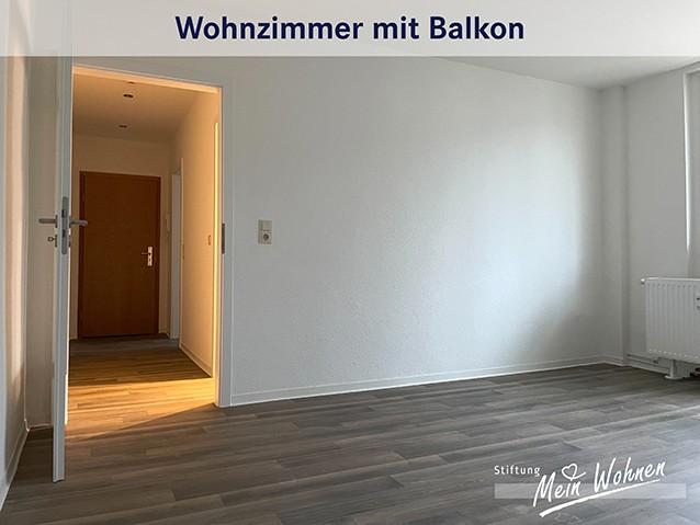 2 Zimmer, Dusche und großer Balkon - jetzt besichtigen!