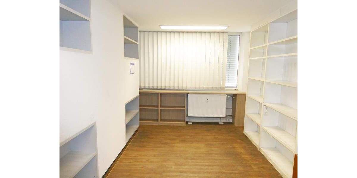 Gewerbeobjekt Nürnberg Lorenz - 8 Zimmer, 182 m&sup2;, 2.002&euro; | Angebot:25775667