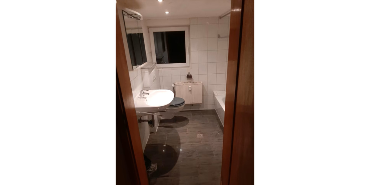 Etagenwohnung Friedland - 3 Zimmer, 67 m&sup2;, 450&euro; | Angebot:24830469