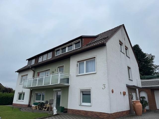 große, gepflegte 4 ZKB mit Balkon und Garage in ruhiger Lage von Staufenberg Benterode zu vermieten 4 zimmer
