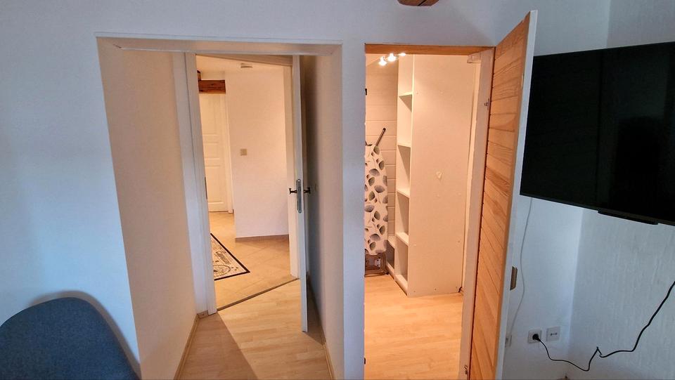 Etagenwohnung Gleichen - 2 Zimmer, 64 m&sup2;, 680&euro; | Angebot:26480661