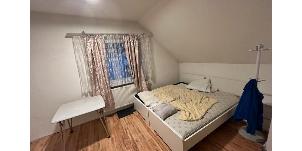 Einfamilienhaus Bad Münder am Deister - 7 Zimmer, 150 m&sup2;, 1.400&euro; | Angebot:25944471
