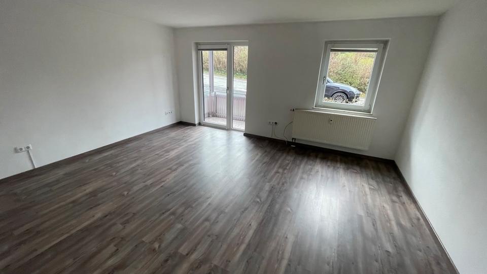 Erdgeschoßwohnung Großheirath - 3 Zimmer, 74 m&sup2;, 750&euro; | Angebot:24444021