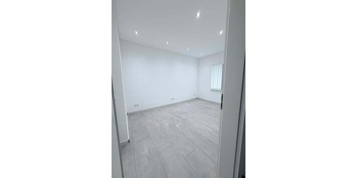 Erdgeschoßwohnung Wadgassen - 4 Zimmer, 96 m&sup2;, 1.050&euro; | Angebot:25067473