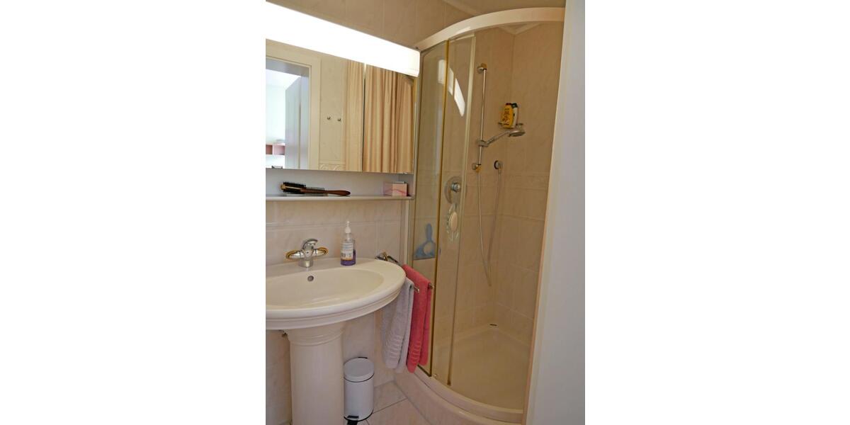 Erdgeschoßwohnung Cuxhaven Duhnen - 5 Zimmer, 143 m&sup2;, 1.400&euro; | Angebot:25887208