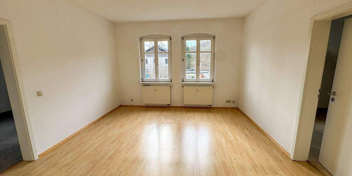 Etagenwohnung Zschorlau - 3 Zimmer, 78 m&sup2;, 400&euro; | Angebot:25744643