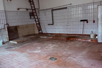 Halle Gewerbefläche teilbar ab 31m² zimmer