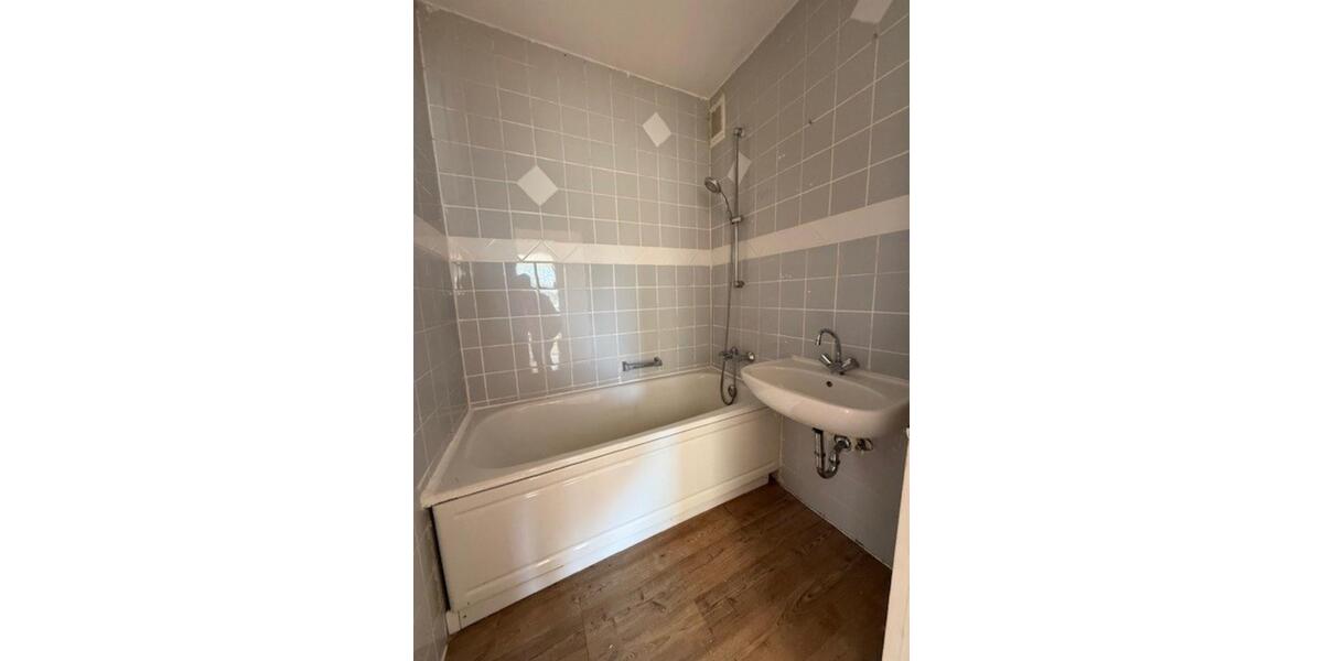 Etagenwohnung Kreuztal - 4 Zimmer, 72 m&sup2;, 540&euro; | Angebot:25584421