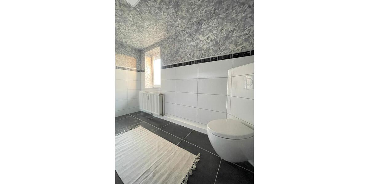 Etagenwohnung Ellrich - 2 Zimmer, 80 m&sup2;, 480&euro; | Angebot:26380522