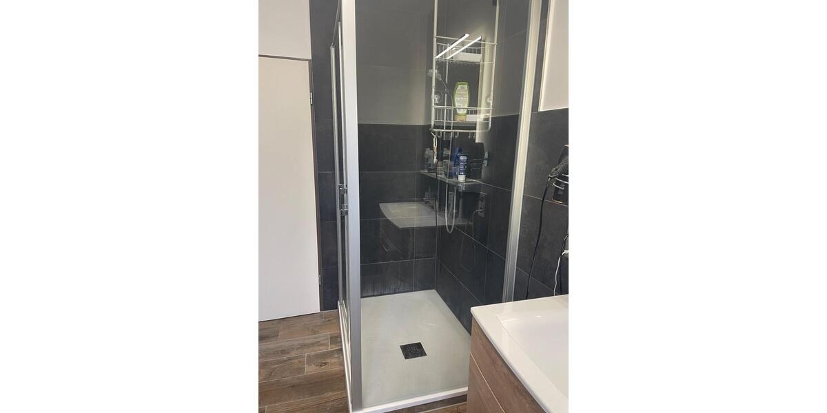 2-Zimmer-Whg. mit Loggia in Hameln, OT Klein Berkel, inkl. Garage 2 zimmer