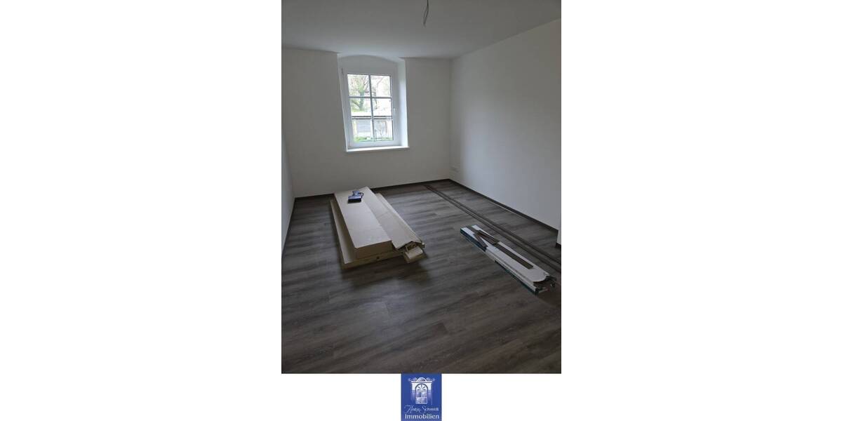 Etagenwohnung Wilsdruff - 2 Zimmer, 76 m&sup2;, 645&euro; | Angebot:26293159