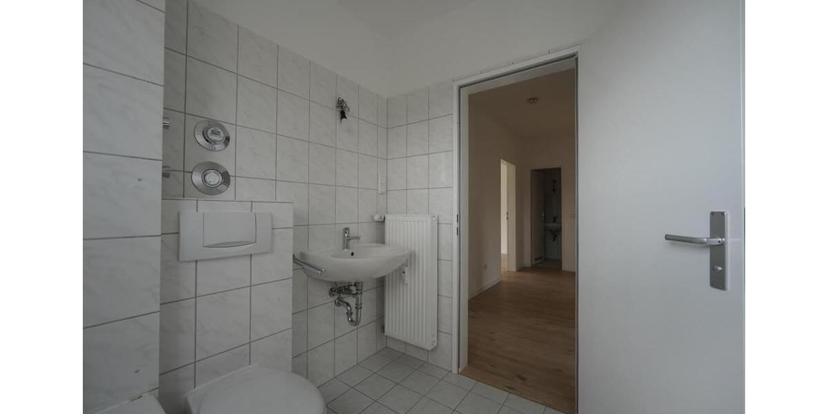 Etagenwohnung Eschwege - 3 Zimmer, 74 m&sup2;, 514&euro; | Angebot:26289856