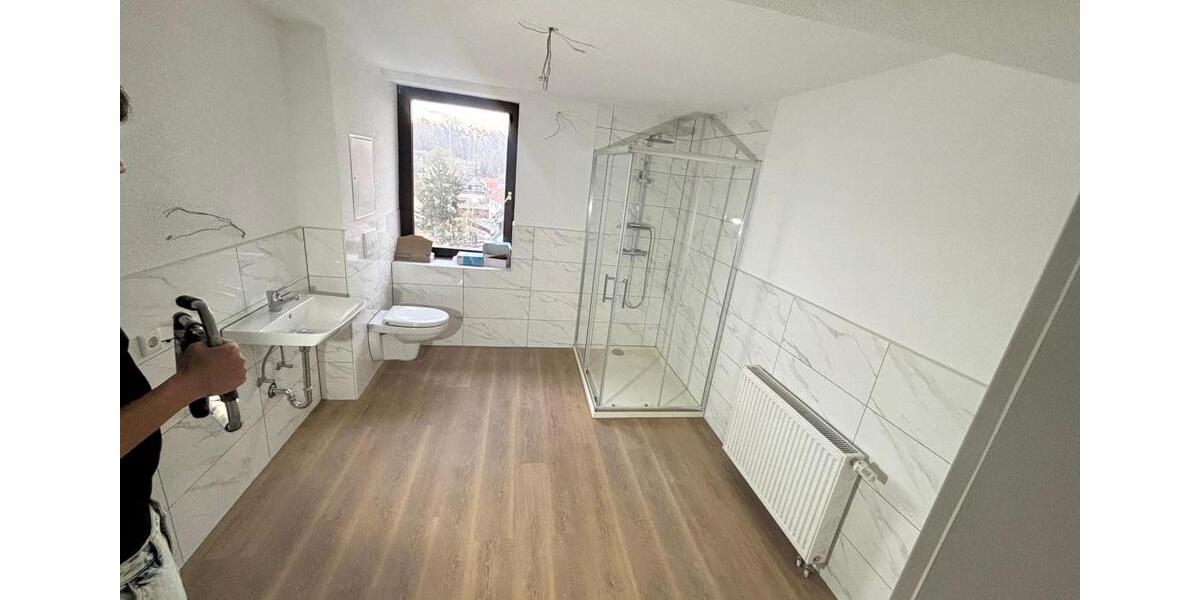 Etagenwohnung Vöhl - 3 Zimmer, 94 m&sup2;, 700&euro; | Angebot:25795148