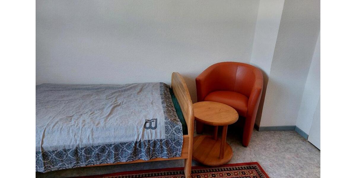 Wohnen auf Zeit Eggenstein-Leopoldshafen Leopoldshafen - 2 Zimmer, 18 m&sup2;, 480&euro; | Angebot:24837603