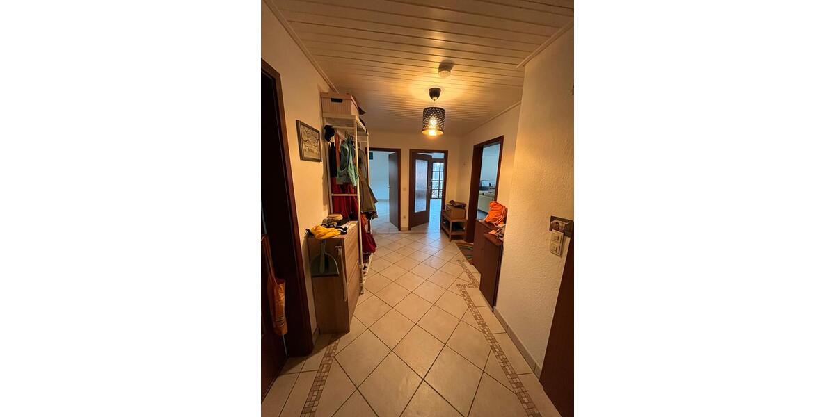 Dachgeschoßwohnung Malente - 3 Zimmer, 97 m&sup2;, 1.120&euro; | Angebot:26094423