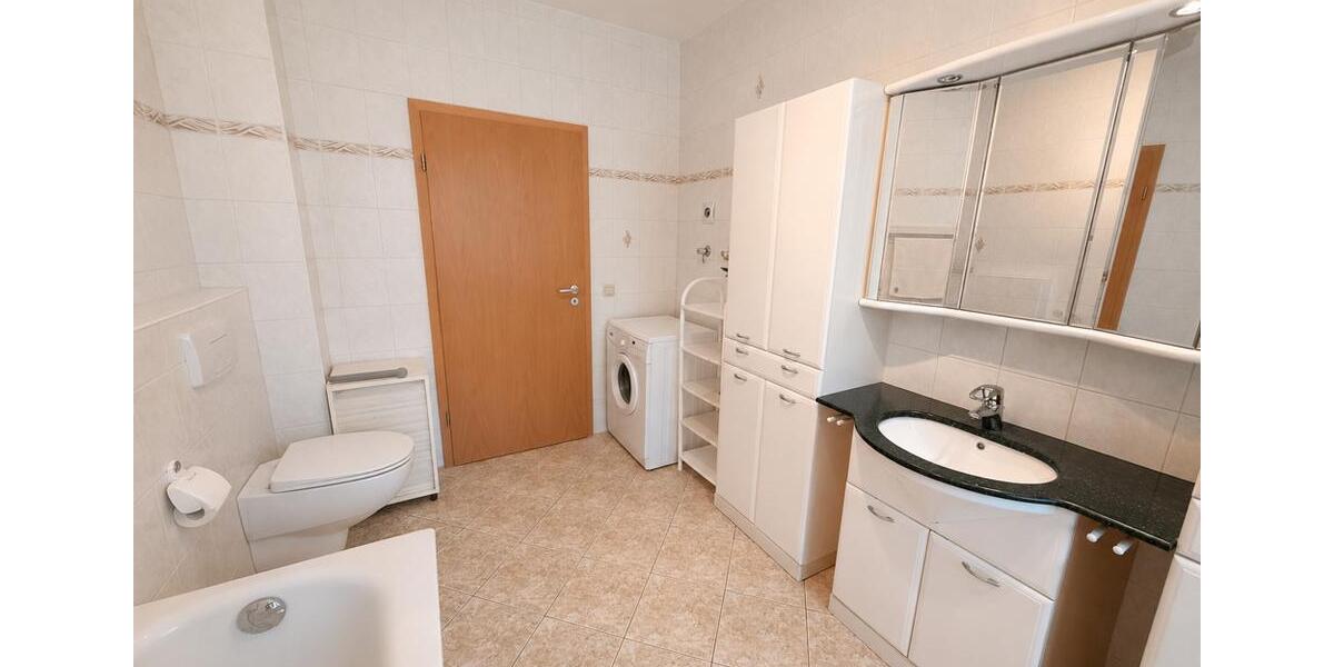 Etagenwohnung Lübben (Spreewald) - 3 Zimmer, 95 m&sup2;, 760&euro; | Angebot:26645558
