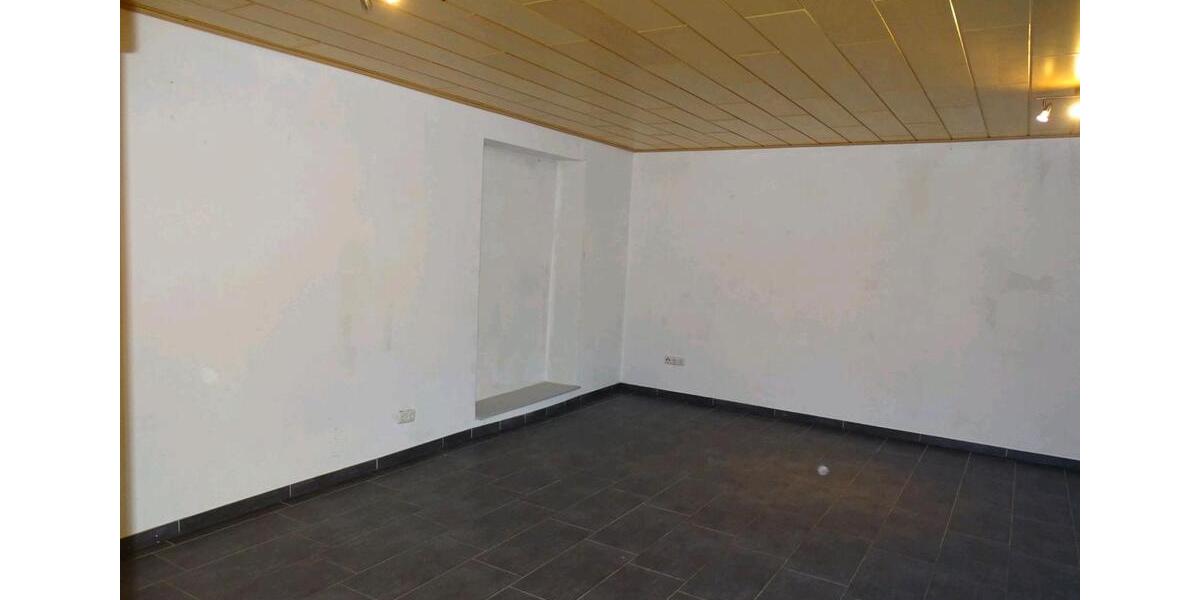 Einfamilienhaus Preist - 6 Zimmer, 170 m&sup2;, 1.300&euro; | Angebot:26604431