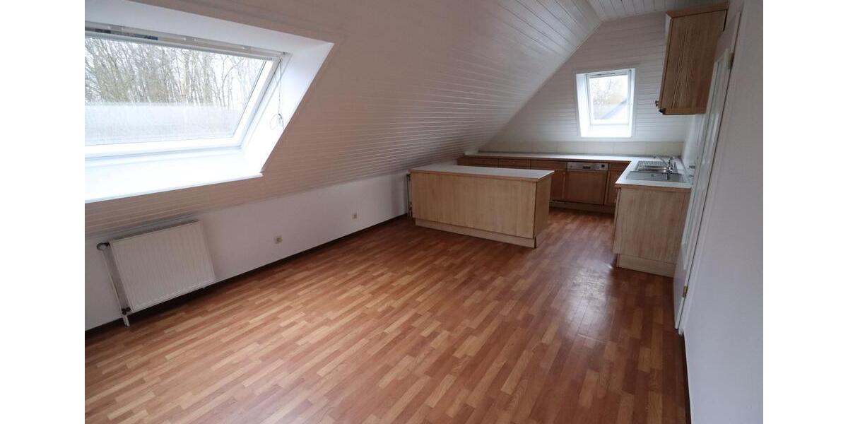 Dachgeschoßwohnung Bad Rothenfelde - 3 Zimmer, 87 m&sup2;, 762&euro; | Angebot:23765635