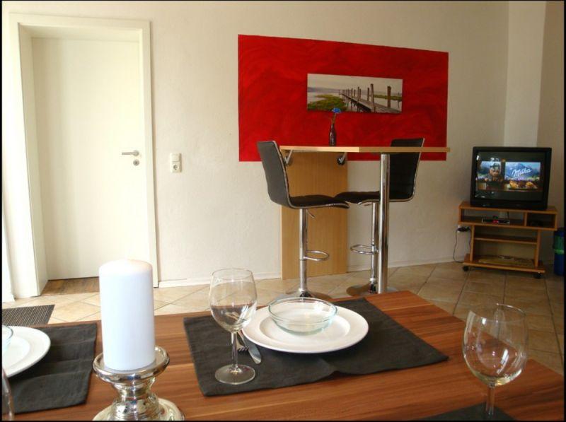 Erdgeschoßwohnung Wolnzach - 2 Zimmer, 80 m&sup2;, 95&euro; | Angebot:26014396