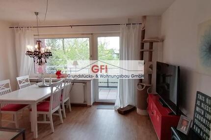 Obergeschosswohnung mit eigenem Garten, Garage und Balkon! zimmer