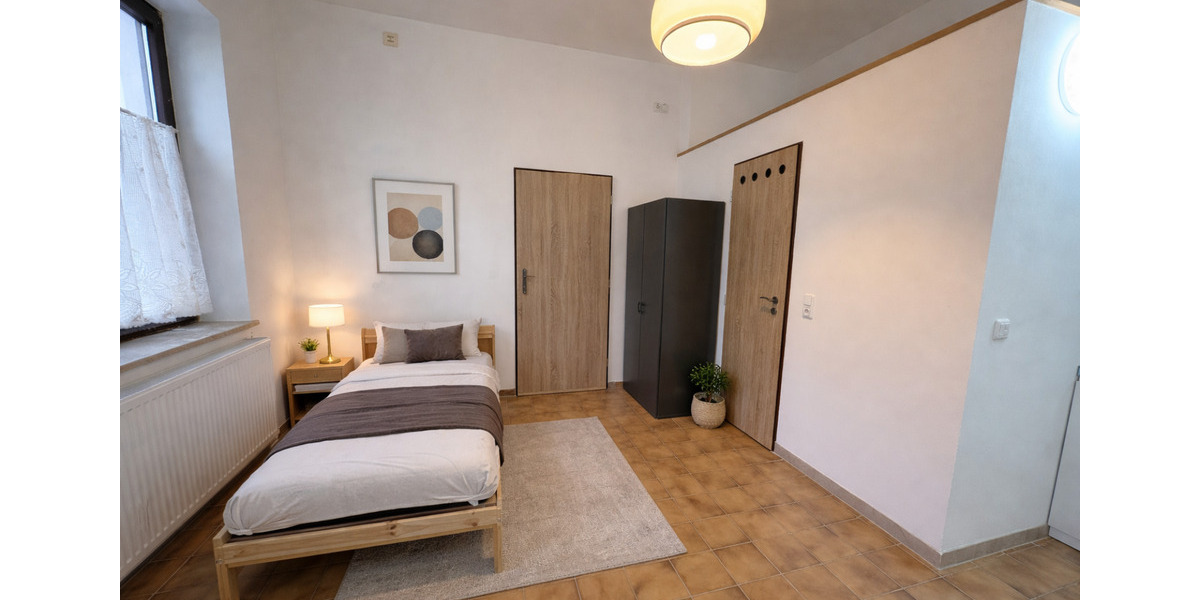 Erdgeschoßwohnung Selb - 1 Zimmer, 18 m&sup2;, 400&euro; | Angebot:24858772