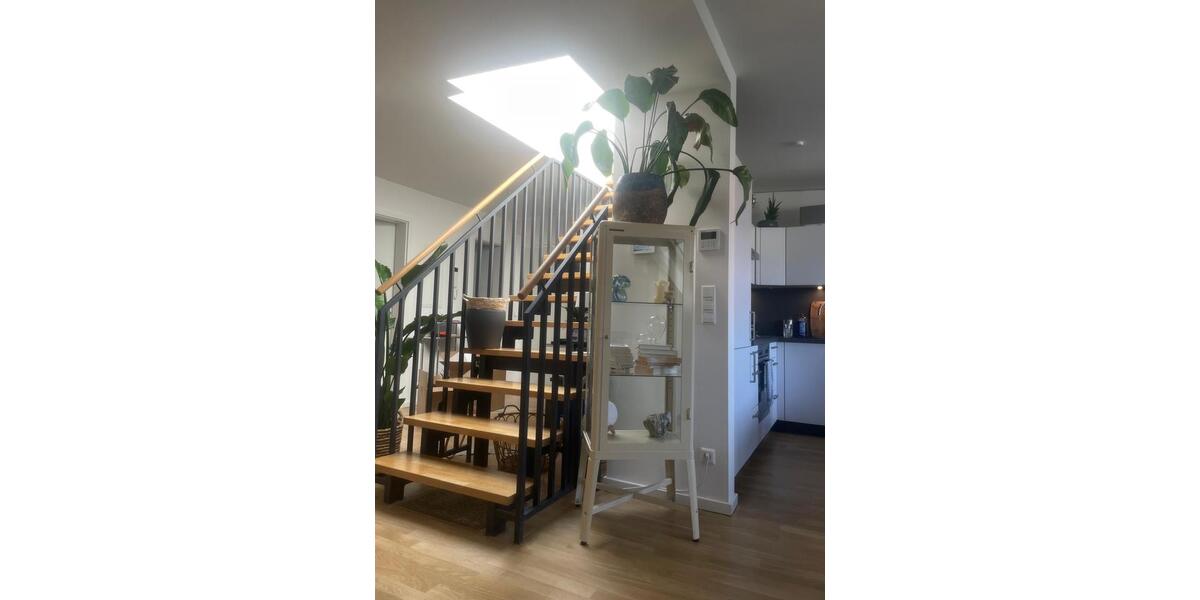 Dachgeschoßwohnung Berlin Friedrichshain-Kreuzberg - 2 Zimmer, 78 m&sup2;, 2.000&euro; | Angebot:25989758